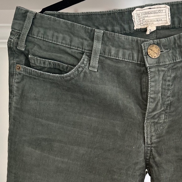 Current / Elliott The Skinny Style Grey-Green Corduroy Jeans - Size 30. - Picture 6 of 11